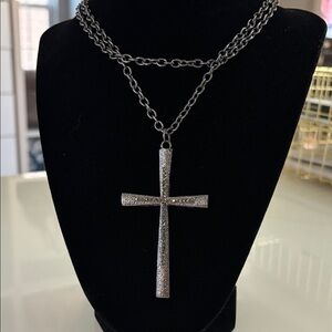 Stylish Silver Cross Necklace